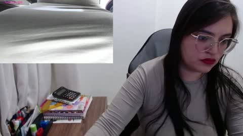 Snapshot of dreams__angel chatting on December 24, 2:43 am Catalina online show from December 24, 2:43 am