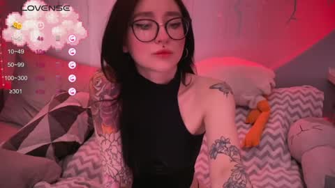 Tara  online show from February 24, 5:41 am