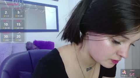 Laila online show from April 20, 9:07 pm