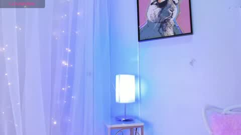 dulce__fiore07 online show from June 18, 12:10 pm