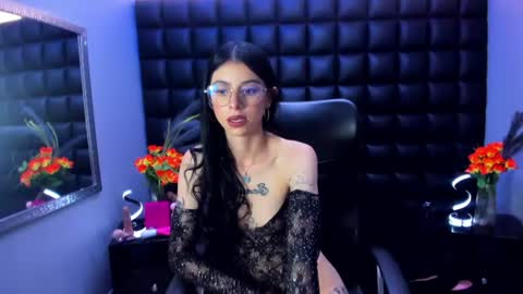 dulce_miiaa online show from June 19, 6:44 pm
