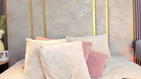 Dulce online show from March 5, 4:47 pm