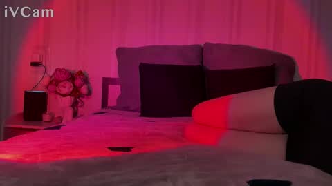 duomystique online show from October 18, 7:48 pm