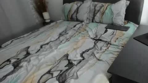 Dyanne online show from July 1, 2:49 pm
