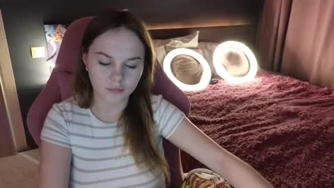 Snapshot of dyna_bae chatting on September 24, 2:10 am Dyna online show from September 24, 2:10 am