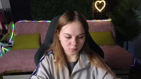 Snapshot of dyna_bae chatting on September 30, 2:39 am Dyna online show from September 30, 2:39 am