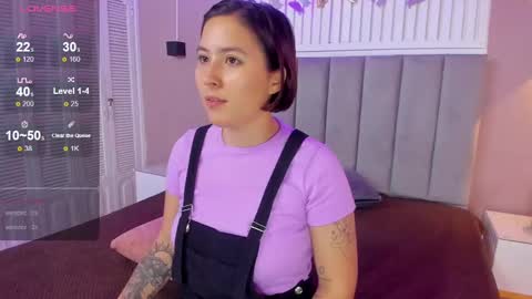 Snapshot of dyvis_22 chatting on February 2, 10:57 am Juana online show from February 2, 10:57 am