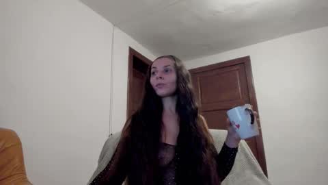 Snapshot of easyacee chatting on September 14, 3:32 pm easyacee online show from September 14, 3:32 pm