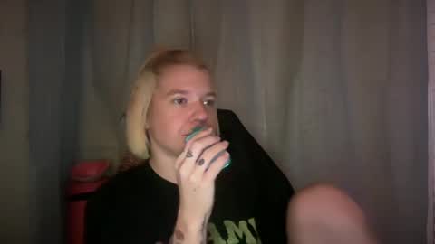 americnbarbie online show from October 9, 5:00 am