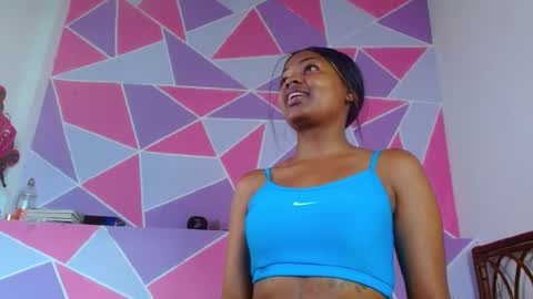 Snapshot of ebony_alika chatting on February 19, 4:44 pm Alika Ashanti online show from February 19, 4:44 pm