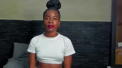 ebony_baby18 online show from March 17, 3:10 am