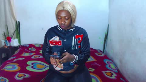 Snapshot of ebony_chayna chatting on March 3, 11:23 pm chayna smith online show from March 3, 11:23 pm