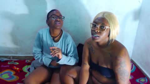 Snapshot of ebony_chayna chatting on January 9, 6:38 am chayna smith online show from January 9, 6:38 am