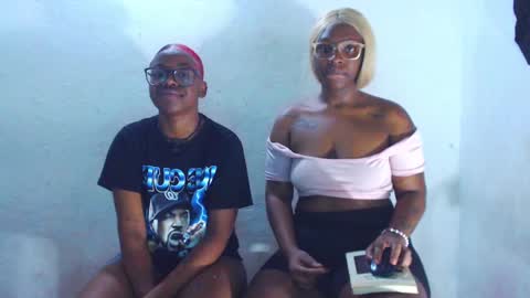 Snapshot of ebony_chayna chatting on January 7, 10:41 pm chayna smith online show from January 7, 10:41 pm