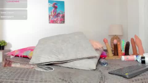 ebony_cute9 online show from April 30, 8:03 pm