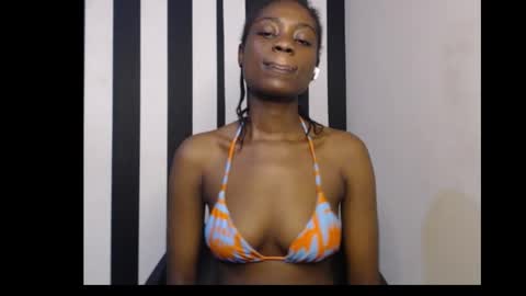 Ella online show from October 14, 12:02 am