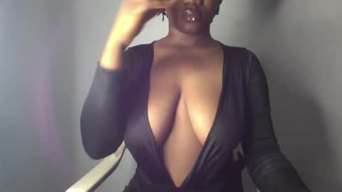 delilah online show from February 16, 2:22 am