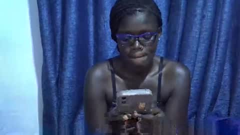 ebonybloom01 online show from September 16, 7:38 am