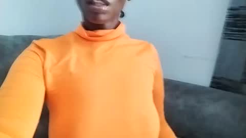 Ebony Melanie online show from March 3, 8:10 am