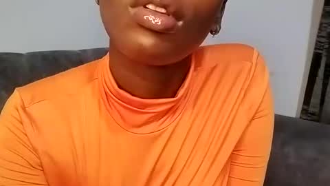 Ebony Melanie online show from March 10, 10:24 pm