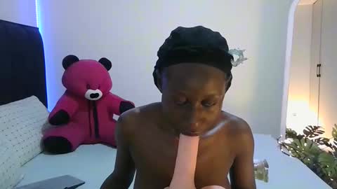 ebonychocholate254 online show from April 29, 8:58 pm