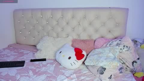 Queen Ebony online show from February 25, 7:12 pm