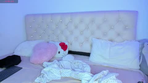 Queen Ebony online show from July 9, 6:32 pm
