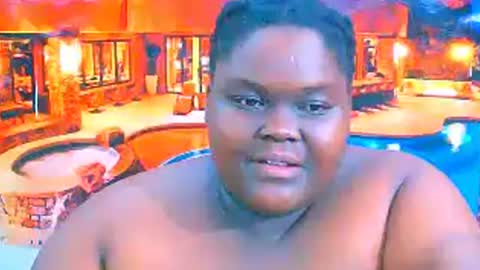 ebonyhotbuns4u2luv online show from July 10, 9:32 am