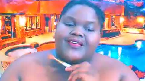 ebonyhotbuns4u2luv online show from July 11, 9:42 am