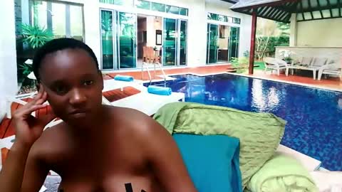 Snapshot of ebonyolive69 chatting on December 13, 8:54 am Cindy online show from December 13, 8:54 am