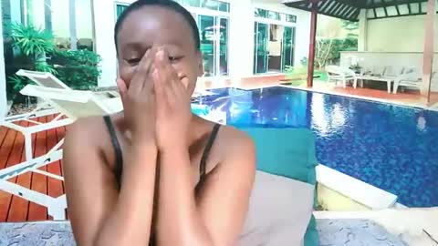 Snapshot of ebonyolive69 chatting on December 17, 5:18 am Cindy online show from December 17, 5:18 am