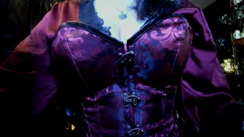 EdgeQueen69 online show from November 9, 9:33 pm