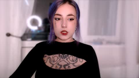 Snapshot of ediefris chatting on October 21, 9:19 pm fickle demon made of clumps of matter online show from October 21, 9:19 pm