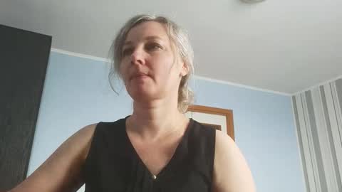 edithmanning online show from February 23, 8:25 am