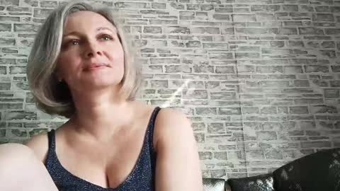Snapshot of edithmanning chatting on February 26, 9:12 am edithmanning online show from February 26, 9:12 am