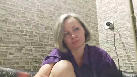 Snapshot of edithmanning chatting on December 28, 6:08 pm edithmanning online show from December 28, 6:08 pm