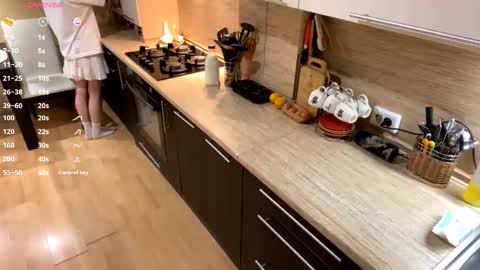 Dana online show from October 28, 7:08 pm