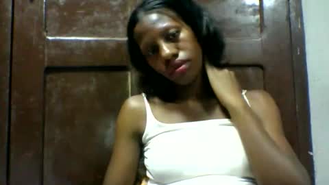 edwige770943 online show from April 25, 1:36 pm