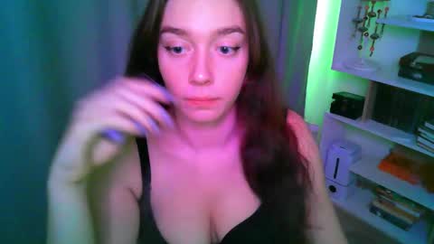 effie_balconii online show from October 31, 1:48 pm