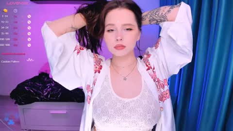 Snapshot of effie_lee chatting on December 29, 1:49 pm Effie online show from December 29, 1:49 pm