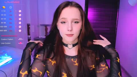 Snapshot of effie_lee chatting on February 7, 2:04 pm Effie online show from February 7, 2:04 pm