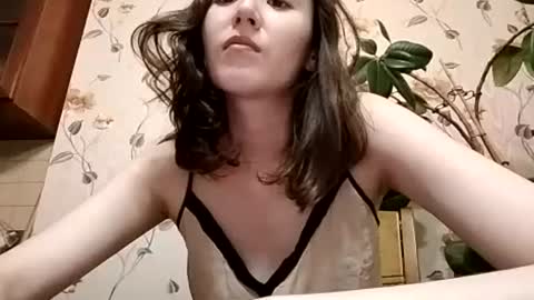 Effy online show from August 2, 6:33 pm
