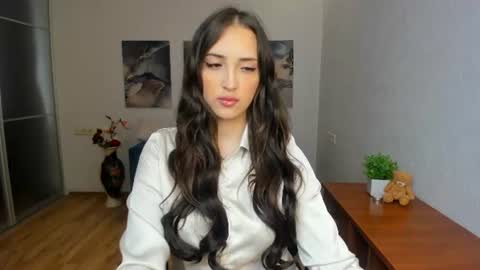 Effy Royse online show from July 10, 5:41 am