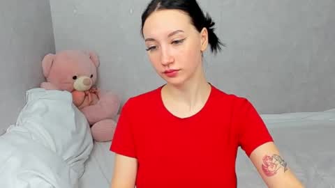 eileenmoores online show from February 19, 3:22 pm