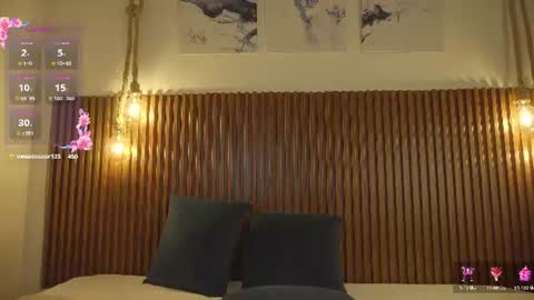 eimyaniston cute online show from August 1, 3:36 pm