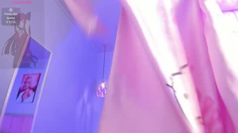 Ela online show from March 19, 7:18 pm