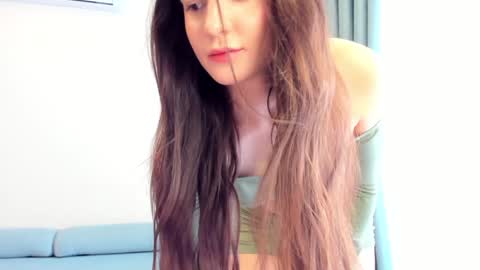 Snapshot of elaanna chatting on September 30, 6:52 am Ela online show from September 30, 6:52 am