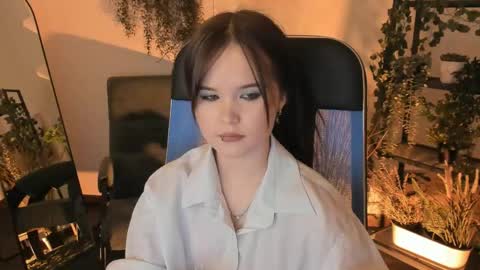 Your sweet girl online show from April 27, 4:15 pm