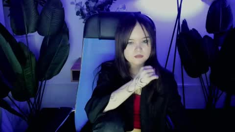 Your sweet girl online show from May 8, 7:49 pm