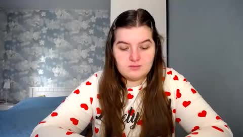 Elanis online show from February 4, 10:54 am